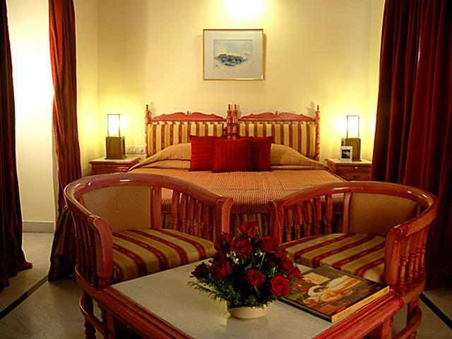 006_standard_room_garden_hotel