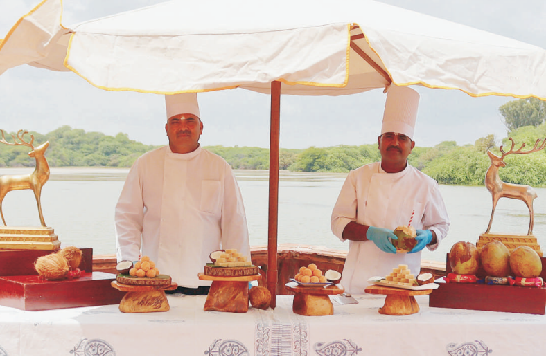 Gangaur Boat centerpiece