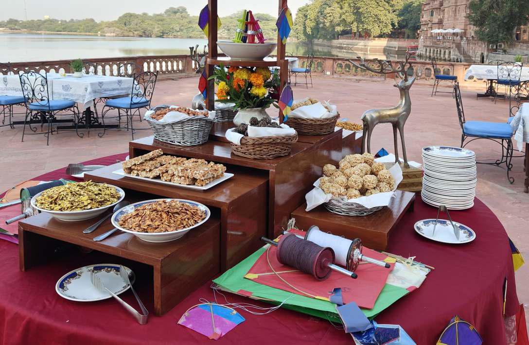 Gangaur Boat centerpiece